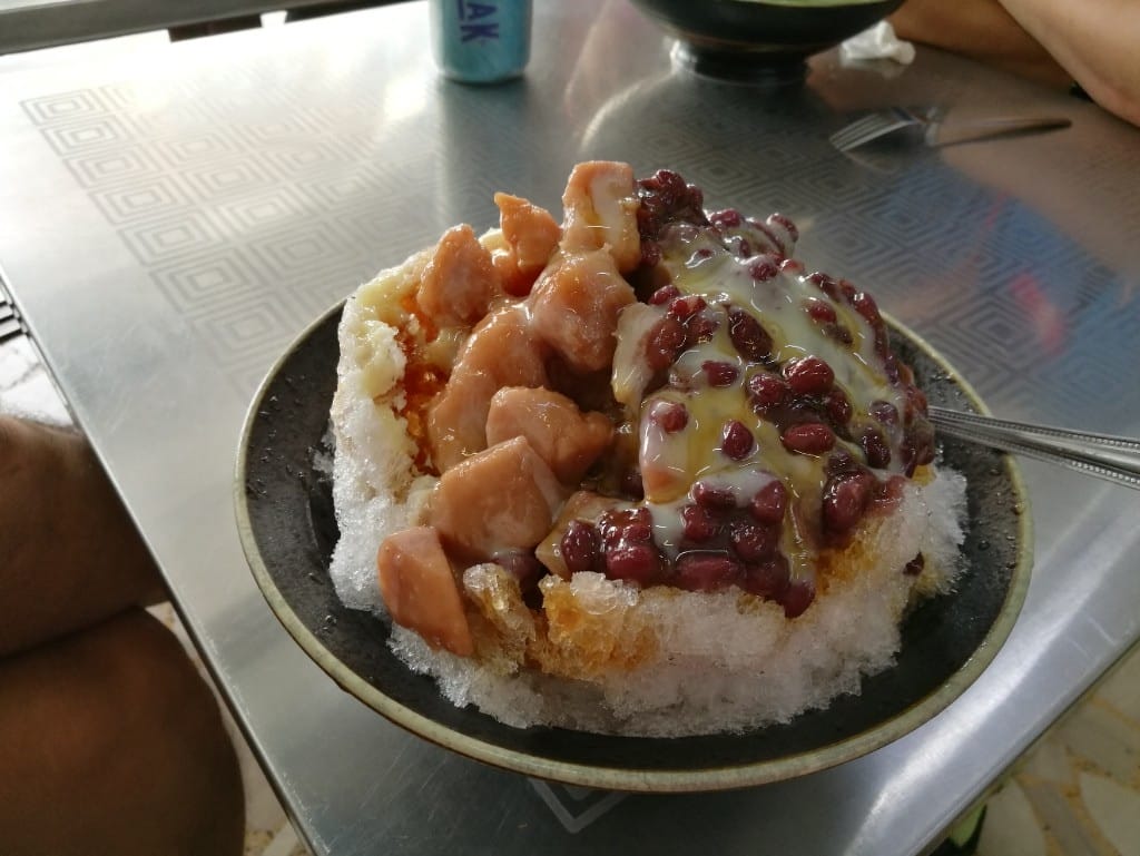 【桃園美食】大溪小玲冰果室,水果冰份量真的很浮誇 - 第5張圖 【桃園美食】大溪小玲冰果室,水果冰份量真的很浮誇