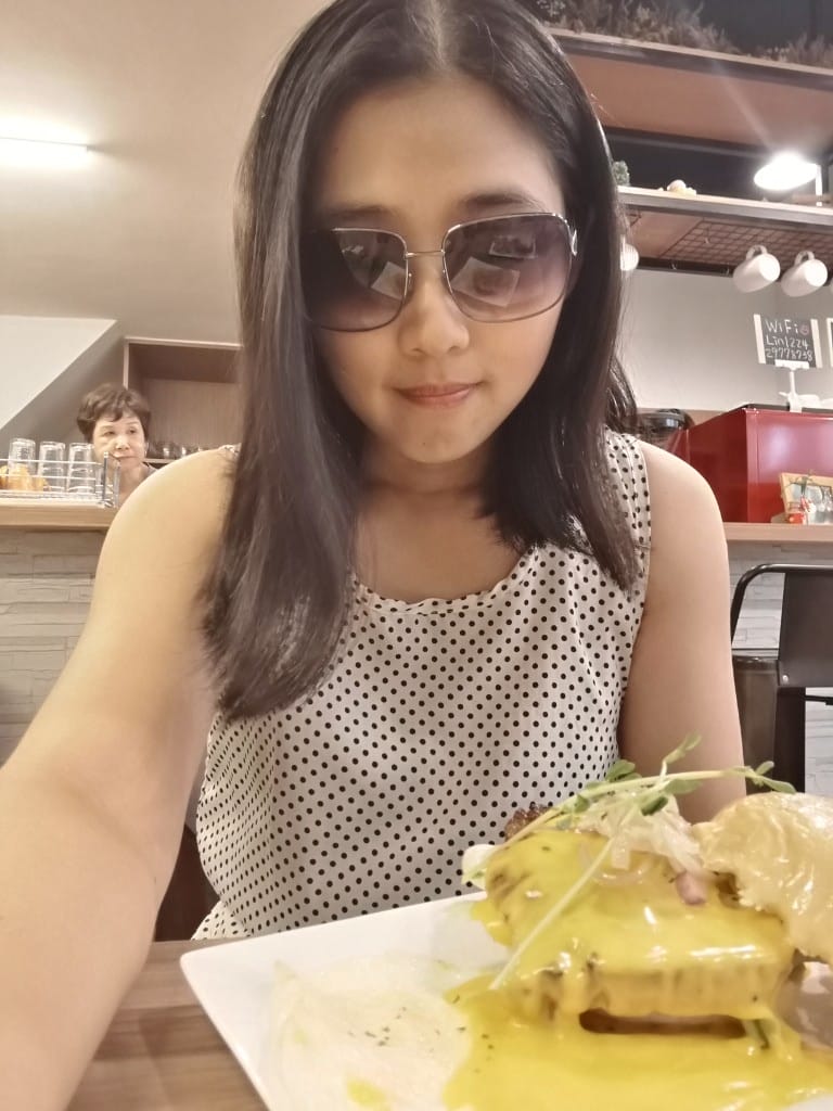 【三重早午餐】初堡，用整片老饕牛排的霸氣漢堡