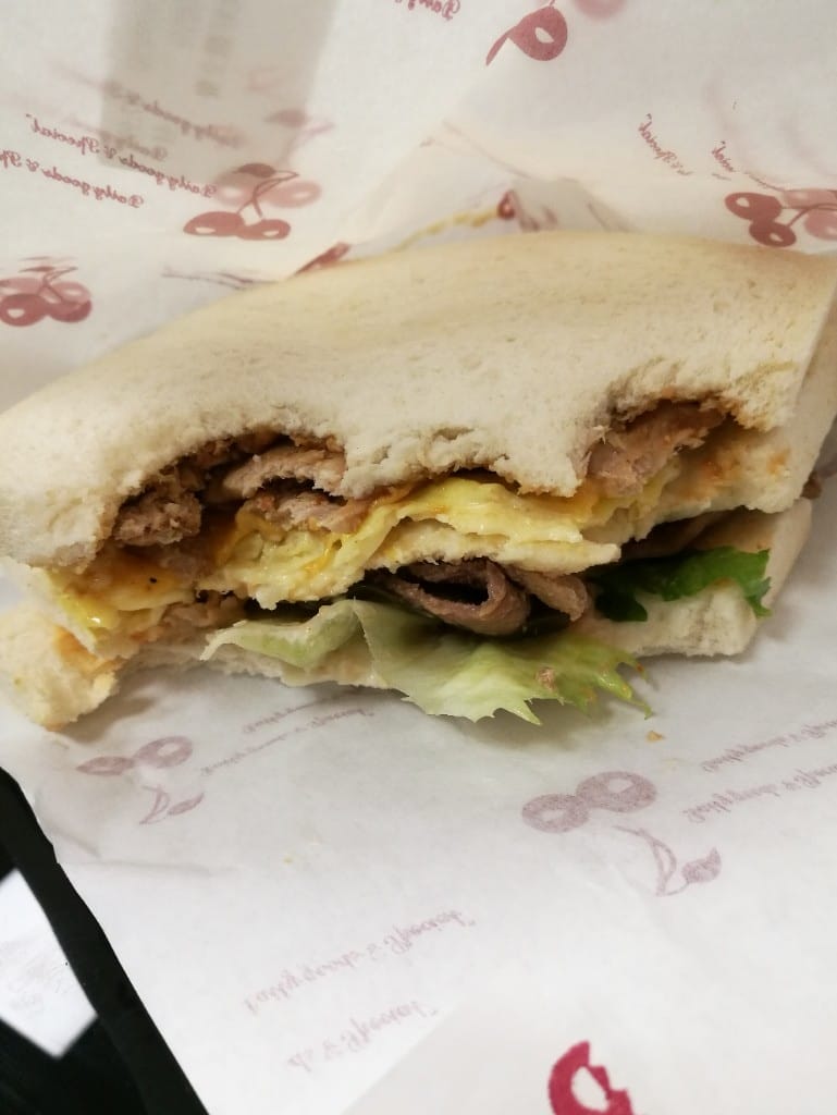 【新莊早午餐】九貳一烤肉蛋吐司冷泡茶專賣店,使用每日限量溫體豬肉及自製生鮮蔬果烤肉醬 - 第11張圖 【新莊早午餐】九貳一烤肉蛋吐司冷泡茶專賣店,使用每日限量溫體豬肉及自製生鮮蔬果烤肉醬