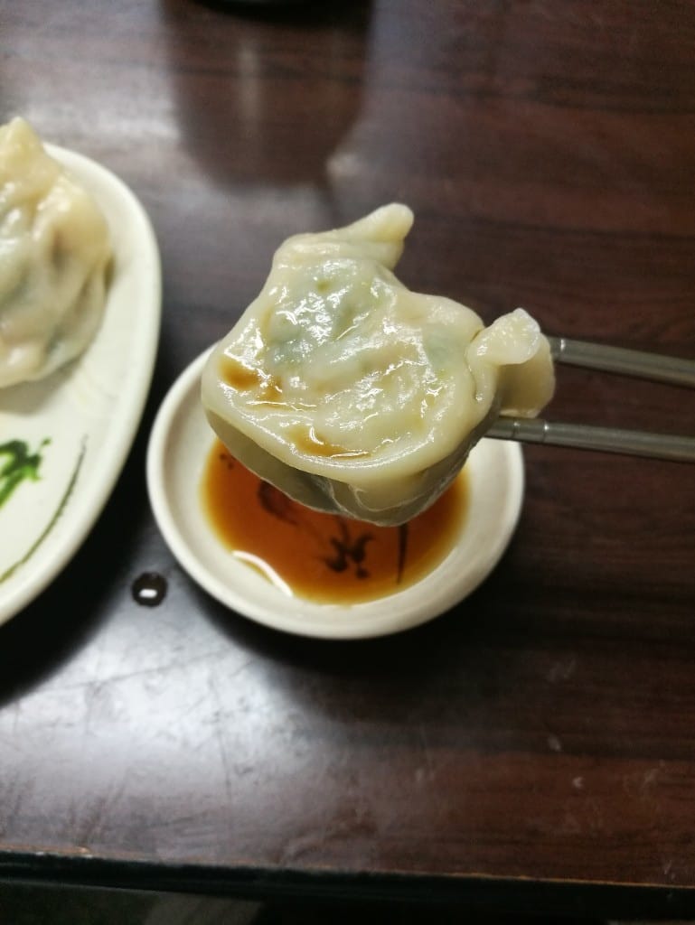【新莊美食】旺旺餃子館,用餐時間總是人山人海的美味餃子麵食館 - 第5張圖 【新莊美食】旺旺餃子館,用餐時間總是人山人海的美味餃子麵食館