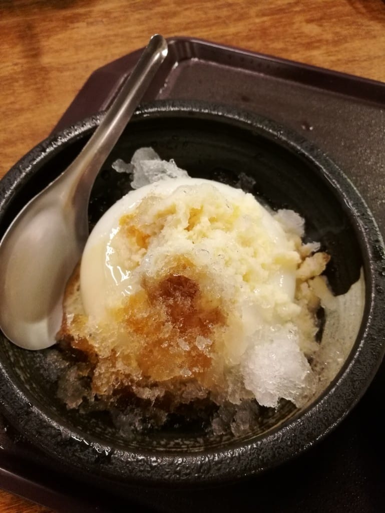 【石牌美食】水龜伯古早味,各式古早味冰品也有燒麻糬和糯米粥哦! - 第7張圖 【石牌美食】水龜伯古早味,各式古早味冰品也有燒麻糬和糯米粥哦!