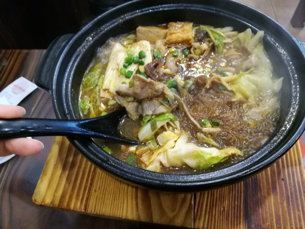 【石牌美食】阿二麻辣，一個人也能享用美味麻辣鍋的好所在