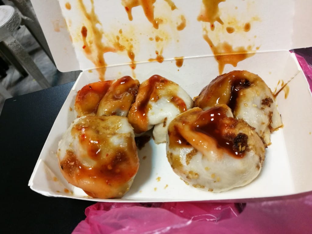 【台中美食】東海商圈何媽媽芒果冰,超澎湃滿滿芒果 - 第9張圖 【台中美食】東海商圈何媽媽芒果冰,超澎湃滿滿芒果