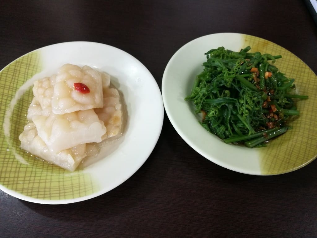 【埔里美食】川味麵館（中韋牛肉麵），麻辣牛筋麵和蔥油餅好棒棒