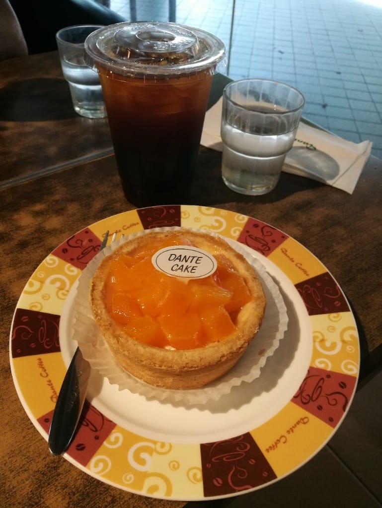 【台北美食】丹堤咖啡，和麻吉聚會用餐好所在，餐點選項好多的咖啡館