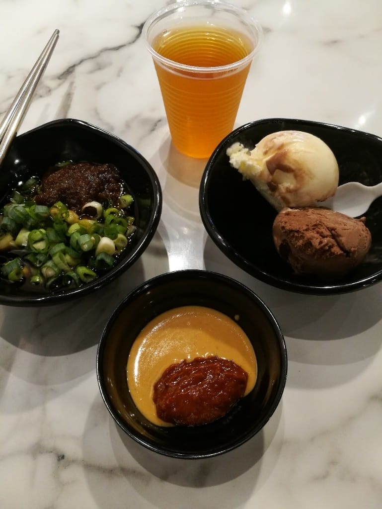 【新莊美食】老先覺功夫窯燒鍋,有好多湯頭可以選擇的平價小火鍋 - 第8張圖 【新莊美食】老先覺功夫窯燒鍋,有好多湯頭可以選擇的平價小火鍋