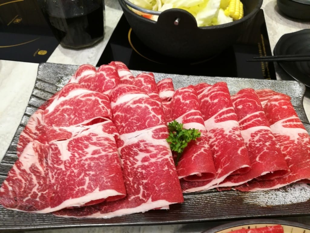 【新莊美食】很秋鍋物，用餐環境舒服的火鍋店