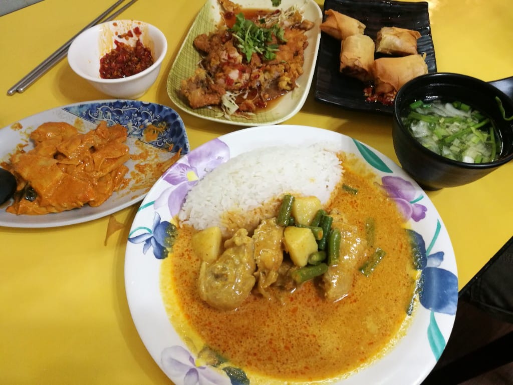 【石牌美食】金婆婆雲泰小吃，平價美味的異國料理