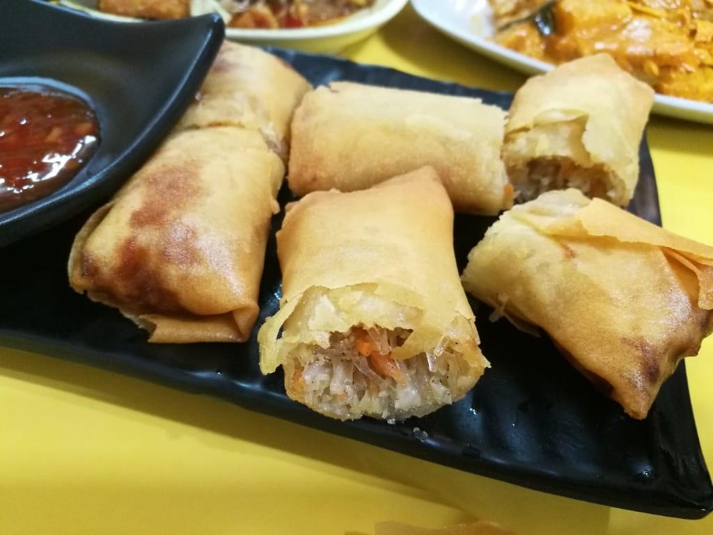 【石牌美食】金婆婆雲泰小吃，平價美味的異國料理