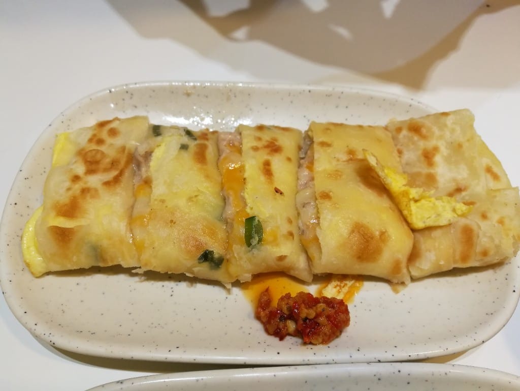 【台北美食】味鼎蛋餅，拔絲蛋餅厲害，有50年歷史的老店
