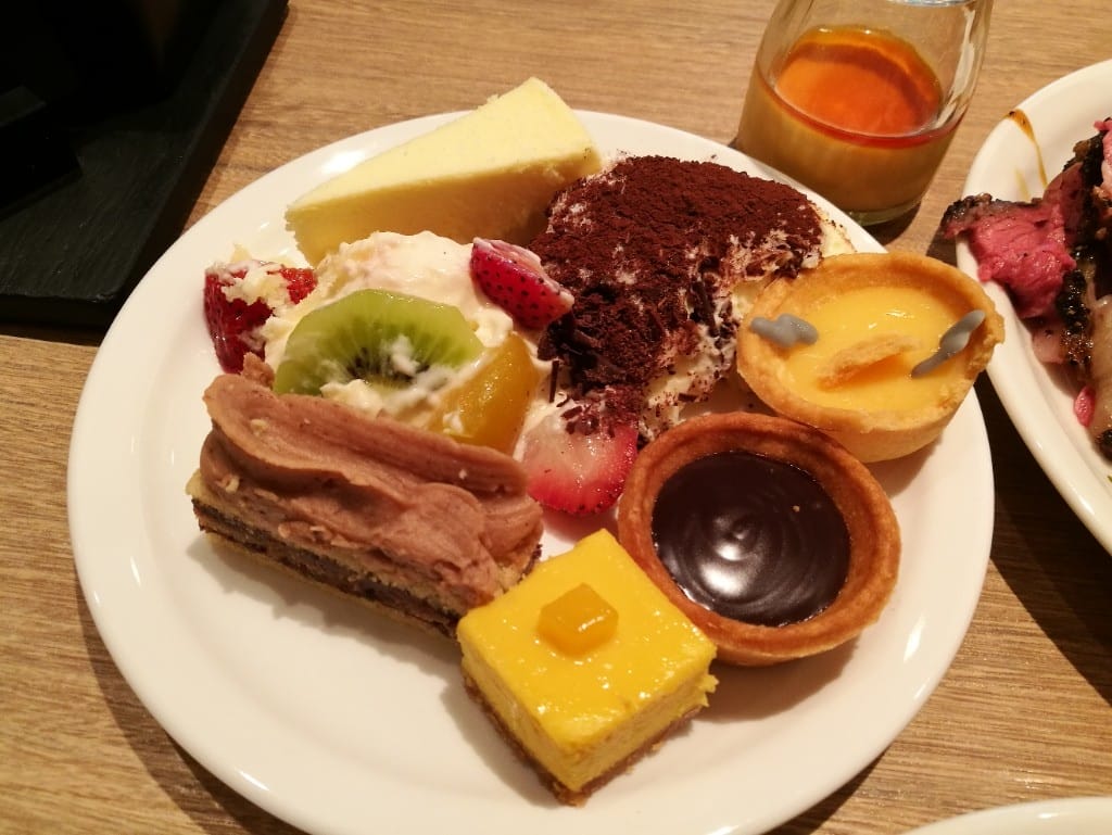 【台北美食】晶華柏麗廳, 海鮮餐點甜點選擇多,同事很愛來聚餐的Buffet - 第22張圖 【台北美食】晶華柏麗廳, 海鮮餐點甜點選擇多,同事很愛來聚餐的Buffet