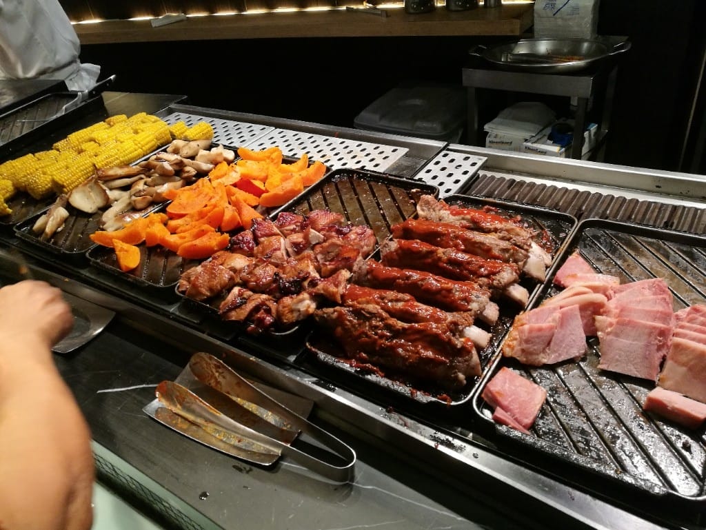 【台北美食】晶華柏麗廳, 海鮮餐點甜點選擇多,同事很愛來聚餐的Buffet - 第18張圖 【台北美食】晶華柏麗廳, 海鮮餐點甜點選擇多,同事很愛來聚餐的Buffet