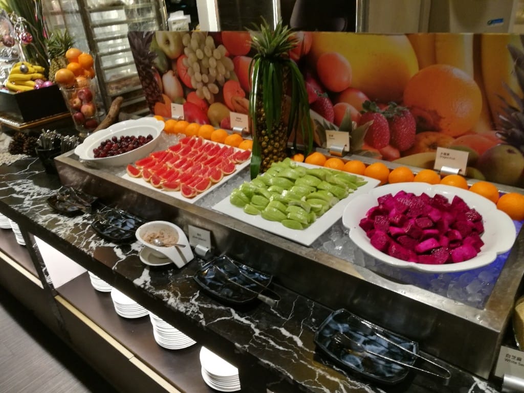 【台中美食】星饗道國際自助旅餐，有熟成牛排及紅白酒的Buffet