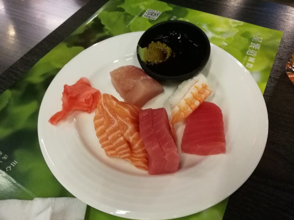 【台中美食】星饗道國際自助旅餐，有熟成牛排及紅白酒的Buffet
