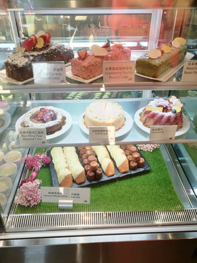 【台中美食】星饗道國際自助旅餐，有熟成牛排及紅白酒的Buffet
