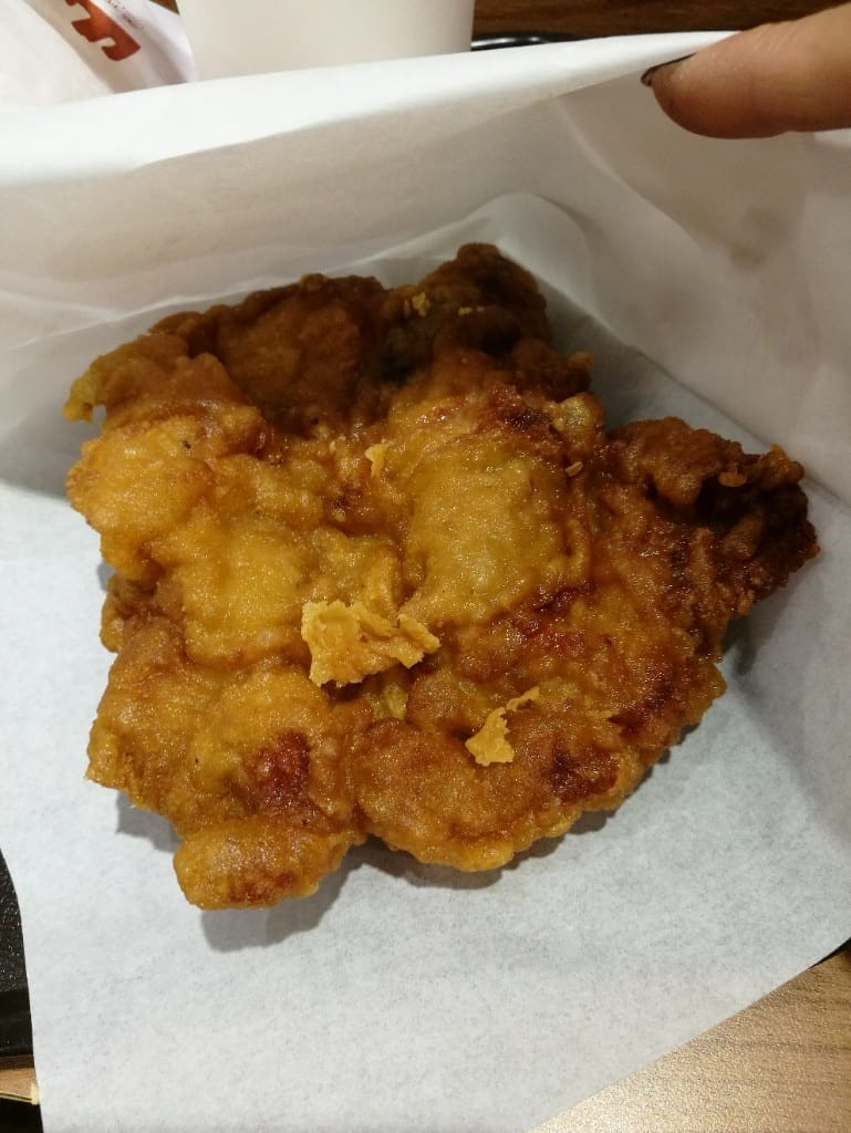 【三重美食】山姆大叔美式炸雞專賣店， 現點現炸，超啾細的美味炸雞