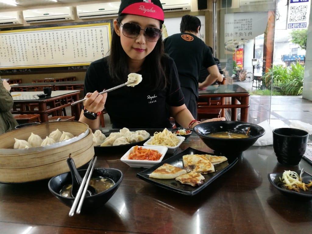 【新莊美食】角子虎水餃館，餐點多元選擇多，水餃不錯吃
