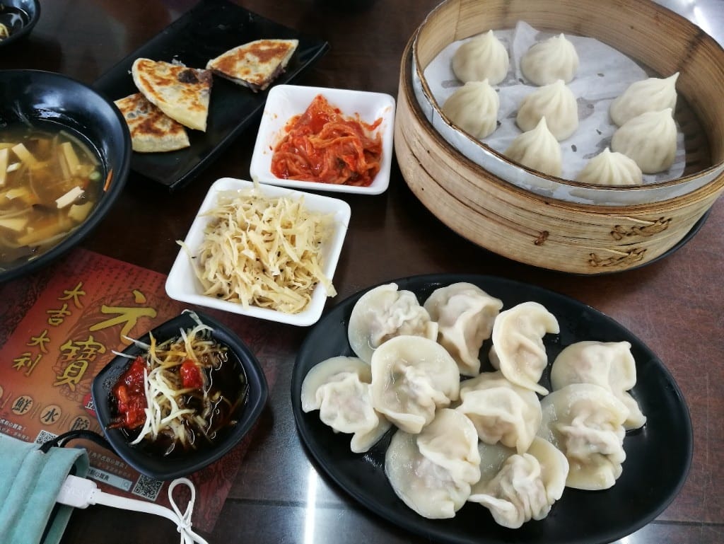 【新莊美食】角子虎水餃館，餐點多元選擇多，水餃不錯吃