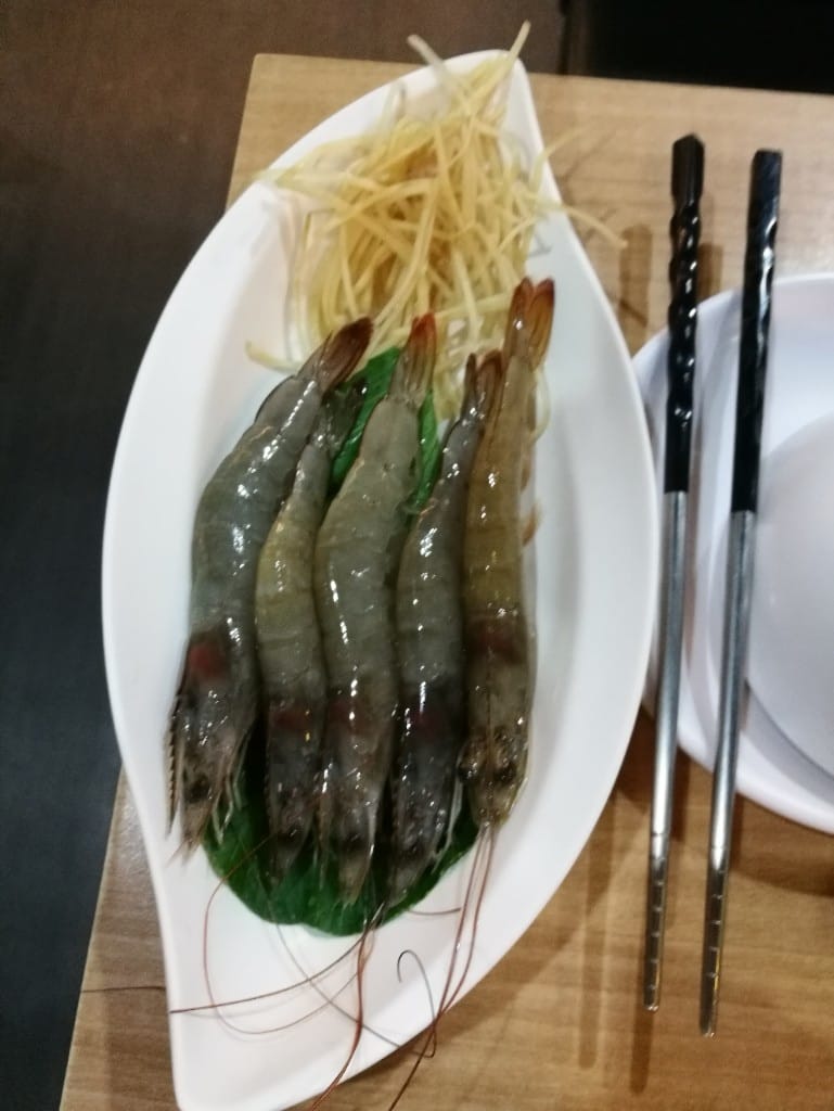 【新莊美食】沐也日式涮涮鍋,主打大份量肉盤,CP值高的美味鍋物,用餐時間拿號碼牌哦! - 第13張圖 【新莊美食】沐也日式涮涮鍋,主打大份量肉盤,CP值高的美味鍋物,用餐時間拿號碼牌哦!
