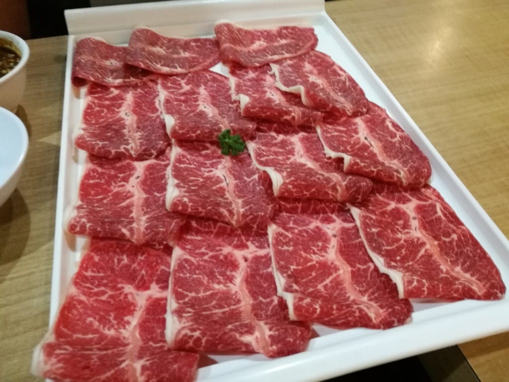 【新莊美食】沐也日式涮涮鍋,主打大份量肉盤,CP值高的美味鍋物,用餐時間拿號碼牌哦! - 第18張圖 【新莊美食】沐也日式涮涮鍋,主打大份量肉盤,CP值高的美味鍋物,用餐時間拿號碼牌哦!