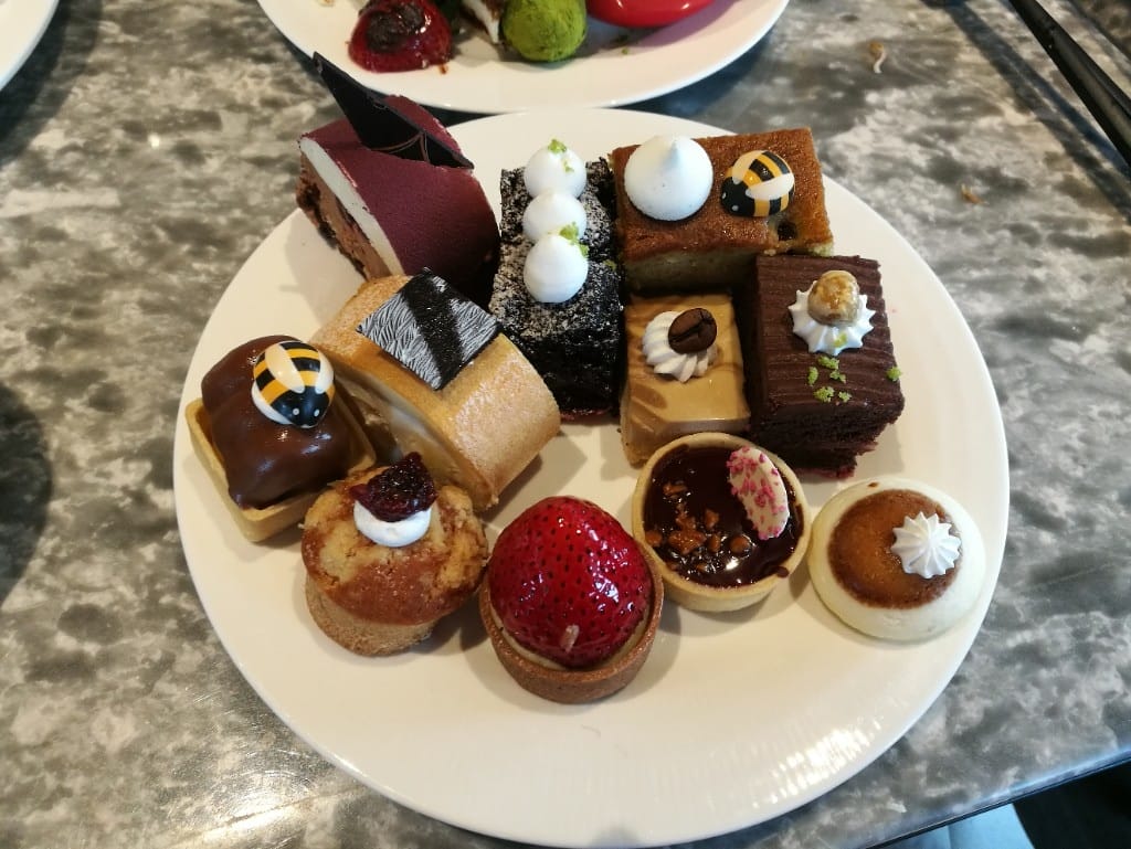 【板橋美食】板橋凱撒大飯店朋派自助餐,環境寬敞舒服,甜點選擇多! - 第31張圖 【板橋美食】板橋凱撒大飯店朋派自助餐,環境寬敞舒服,甜點選擇多!