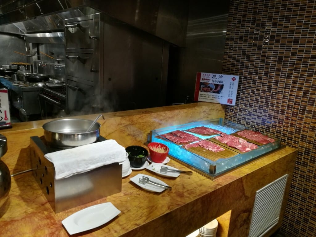 【台中美食】真膳美饌百食匯,鹹食和甜點選擇多又有水準的Buffet - 第28張圖 【台中美食】真膳美饌百食匯,鹹食和甜點選擇多又有水準的Buffet