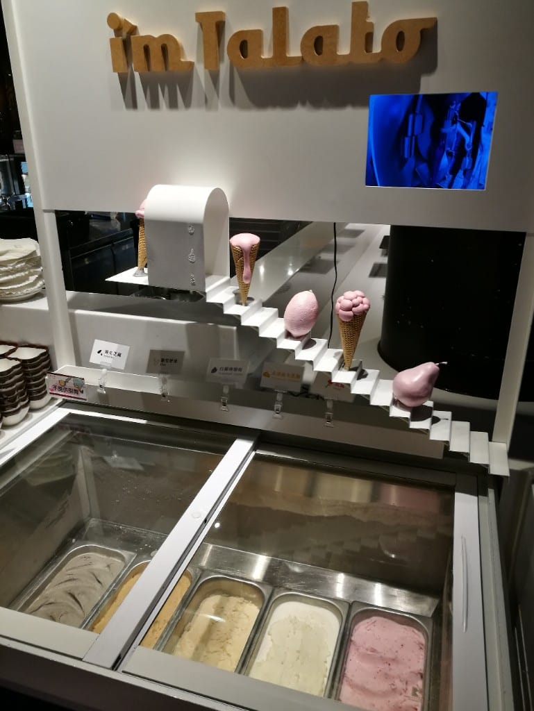 【台中美食】真膳美饌百食匯,鹹食和甜點選擇多又有水準的Buffet - 第14張圖 【台中美食】真膳美饌百食匯,鹹食和甜點選擇多又有水準的Buffet