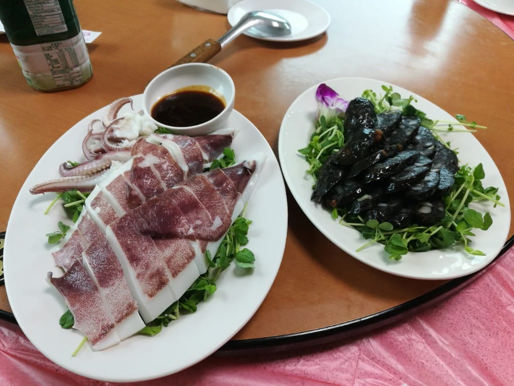 【基隆美食】友信海鮮,深澳漁港的老字號海鮮餐廳,餐點選擇多又新鮮! - 第5張圖 【基隆美食】友信海鮮,深澳漁港的老字號海鮮餐廳,餐點選擇多又新鮮!