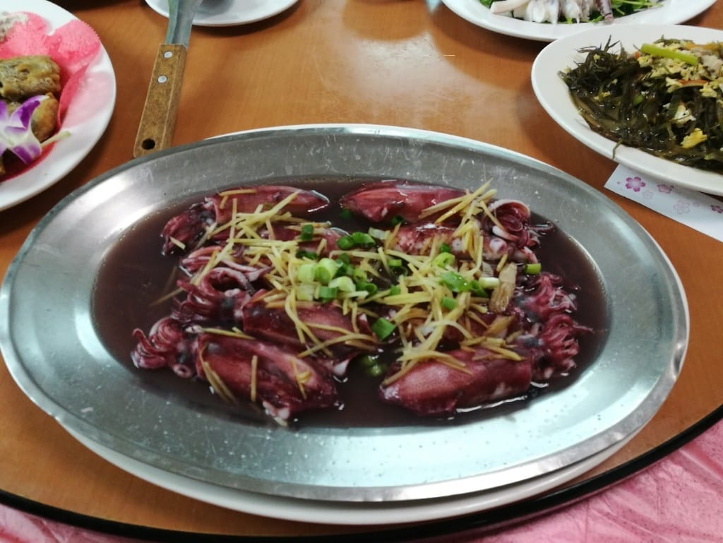 【基隆美食】友信海鮮,深澳漁港的老字號海鮮餐廳,餐點選擇多又新鮮! - 第12張圖 【基隆美食】友信海鮮,深澳漁港的老字號海鮮餐廳,餐點選擇多又新鮮!