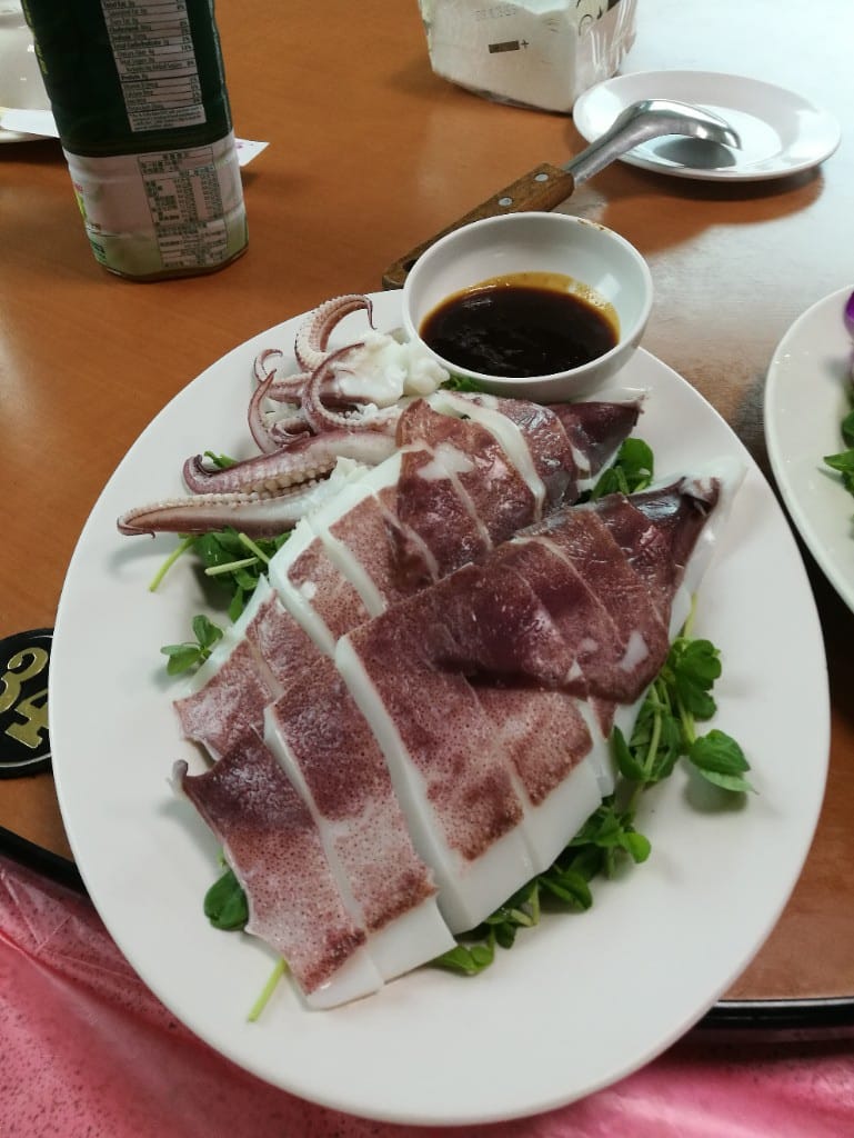 【基隆美食】友信海鮮,深澳漁港的老字號海鮮餐廳,餐點選擇多又新鮮! - 第7張圖 【基隆美食】友信海鮮,深澳漁港的老字號海鮮餐廳,餐點選擇多又新鮮!