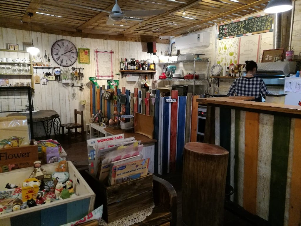 【桃園美食】Jo時光 甜點X雜貨X手作傢俱,可以在繽紛花園內用餐午茶的好地方 - 第6張圖 【桃園美食】Jo時光 甜點X雜貨X手作傢俱,可以在繽紛花園內用餐午茶的好地方