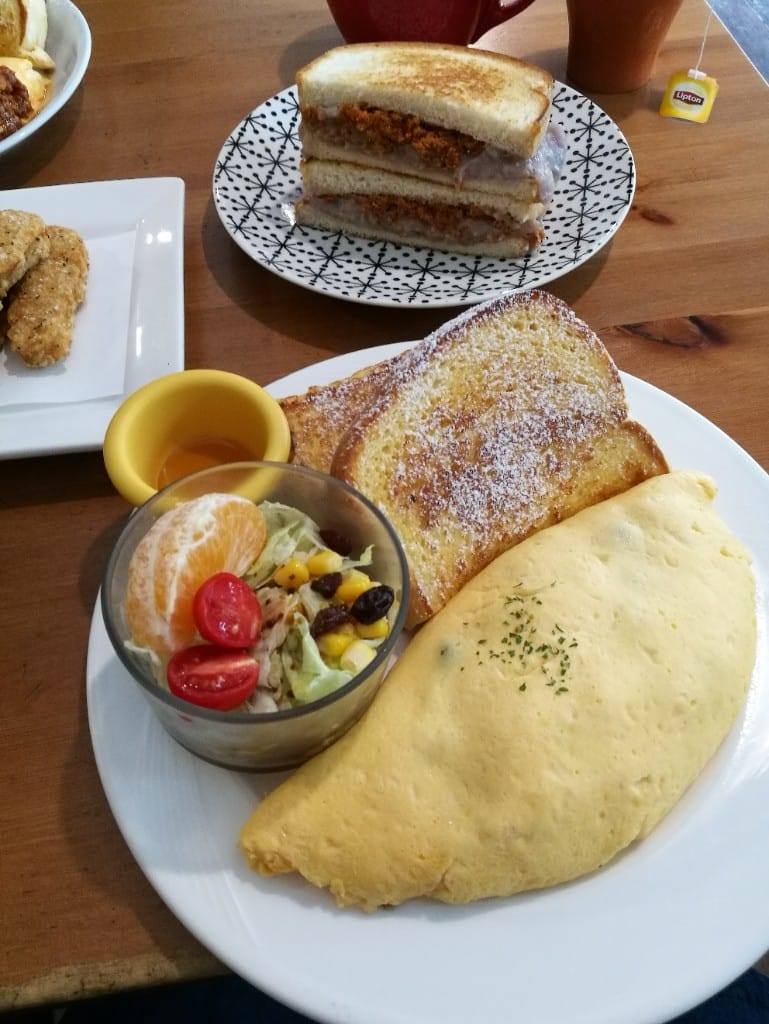 【三重美食】哩厚咖逼,三重老宅早午餐,歐姆蕾好澎湃美味 - 第15張圖 【三重美食】哩厚咖逼,三重老宅早午餐,歐姆蕾好澎湃美味