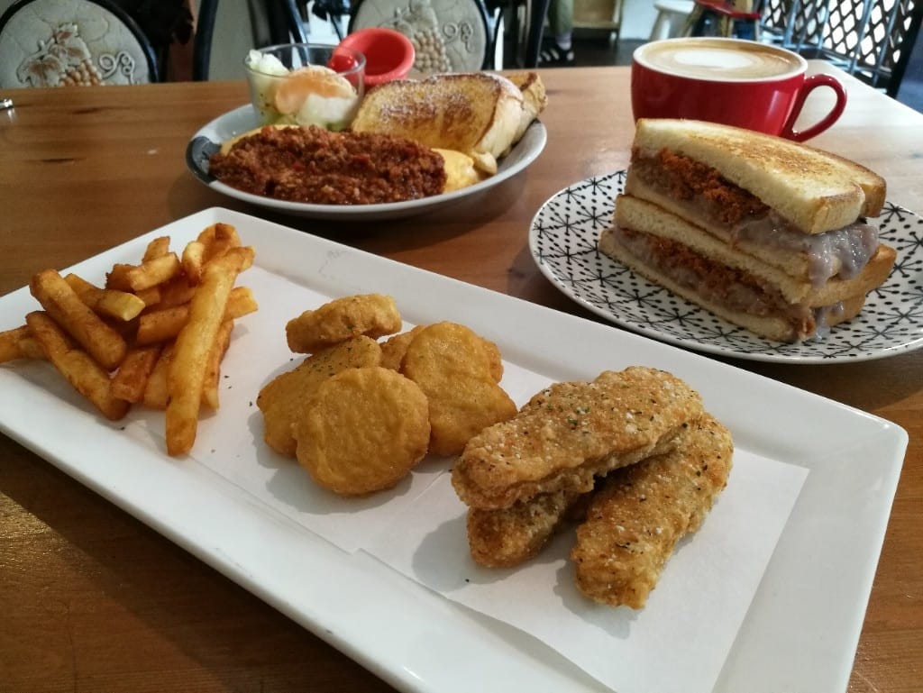 【三重美食】哩厚咖逼,三重老宅早午餐,歐姆蕾好澎湃美味 - 第12張圖 【三重美食】哩厚咖逼,三重老宅早午餐,歐姆蕾好澎湃美味