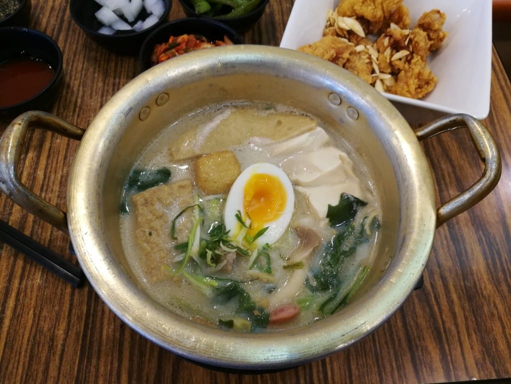 【新莊美食】金大韓國豆腐鍋專賣，冬天最適合熱呼呼的韓式豆腐鍋了！