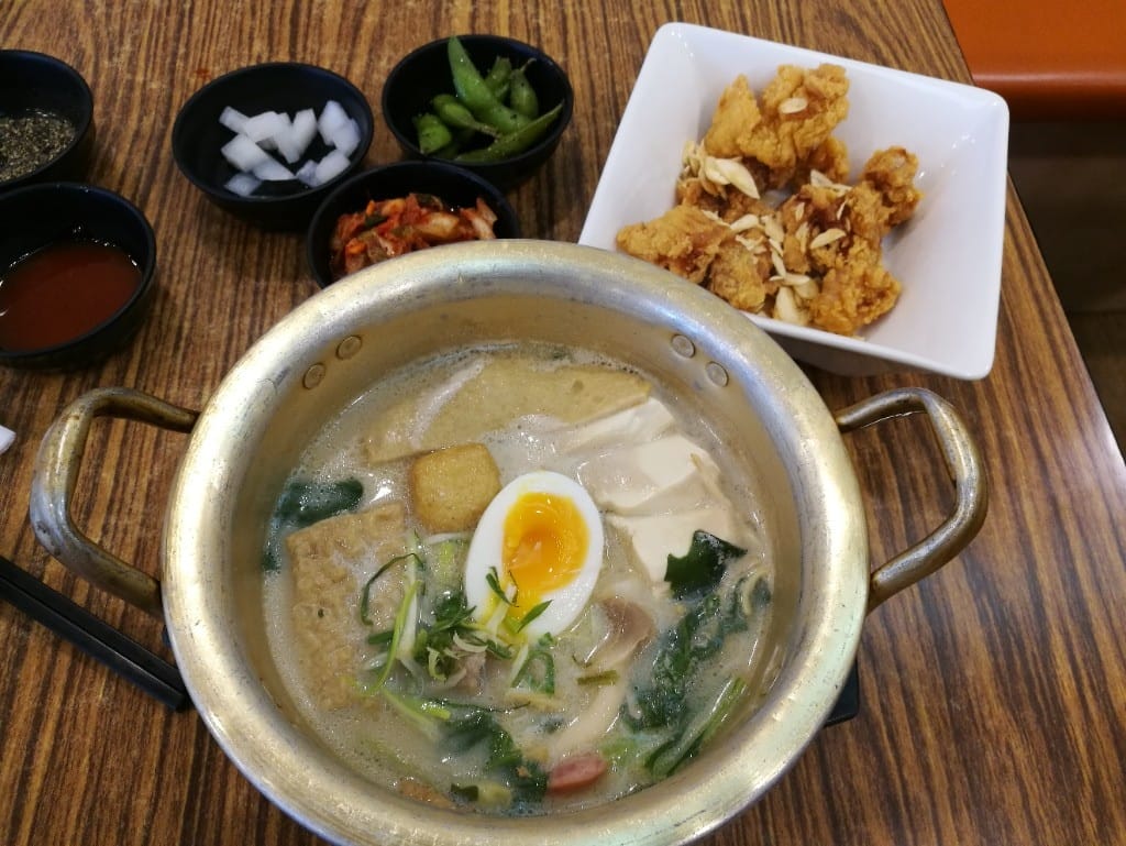 【新莊美食】金大韓國豆腐鍋專賣，冬天最適合熱呼呼的韓式豆腐鍋了！