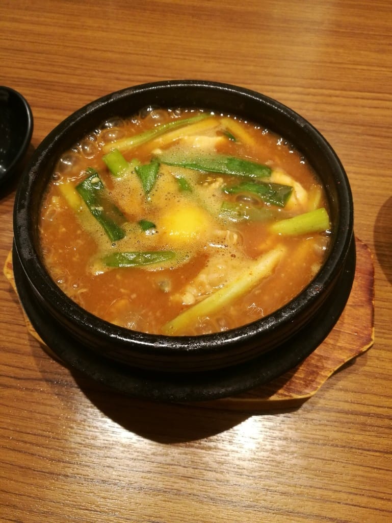 【新莊美食】COCO壹番屋，可以選辣度的美味日式咖哩蛋包飯首選，還有韓式豆腐鍋耶！
