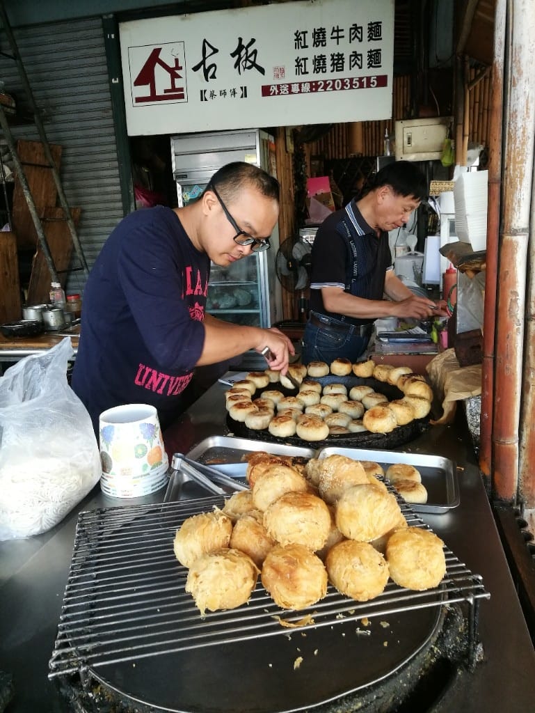【台南美食】美食文青之旅Day2 武廟阿嬤碳烤三明治&古板蔡師父&蕾蜜朵菓子工房&震湶雪花冰