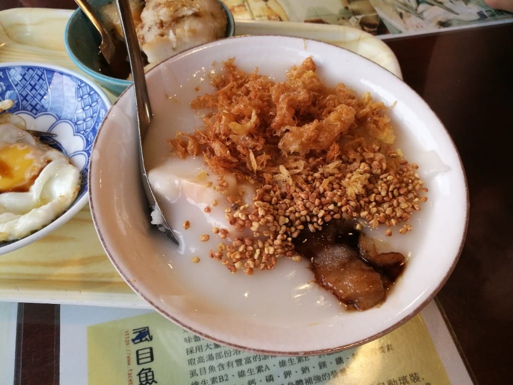 【台南美食】美食文青之旅Day1,鄭記蔥肉餅&阿喬師水粄粥&醇涎坊鍋燒麵&那個年代杏仁玉露&秘氏咖啡&藍晒圖文創園區 - 第15張圖 【台南美食】美食文青之旅Day1,鄭記蔥肉餅&阿喬師水粄粥&醇涎坊鍋燒麵&那個年代杏仁玉露&秘氏咖啡&藍晒圖文創園區