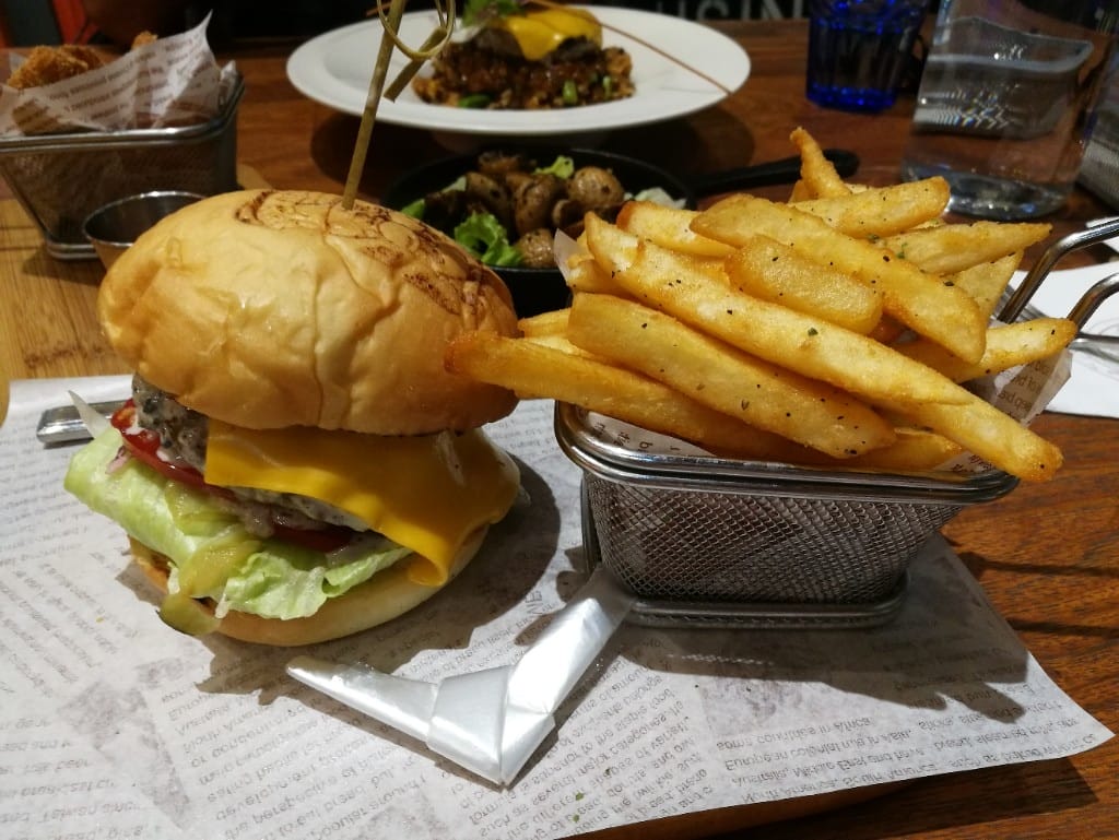【林口美食】 Eat enjoy意享美式廚房，餐點美味，用餐環境舒適的優質餐廳