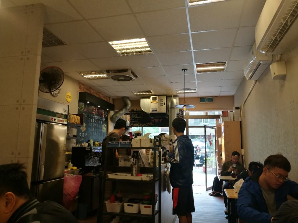【台北美食】豆司苑早午餐，花生控最愛的花生牛肉氣死堡