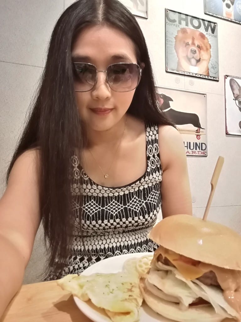【台北美食】豆司苑早午餐，花生控最愛的花生牛肉氣死堡