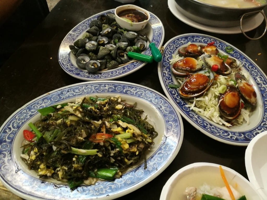 【台北美食】黑白毛海鮮，澳底高人氣海鮮餐廳