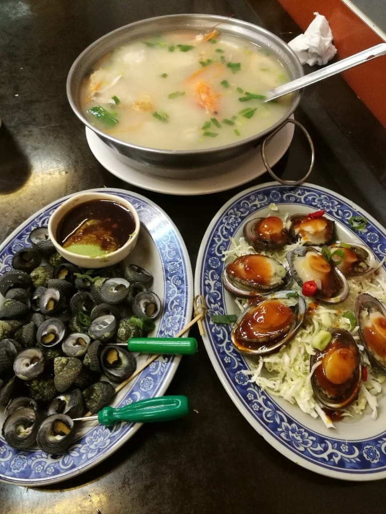 【台北美食】黑白毛海鮮，澳底高人氣海鮮餐廳