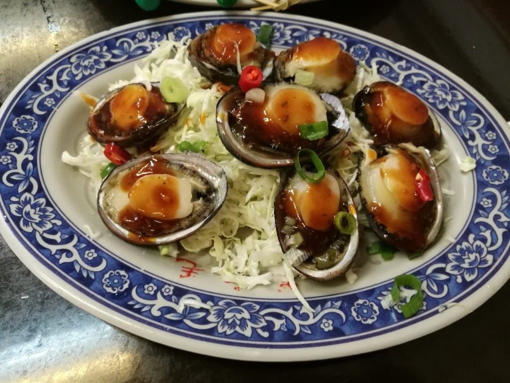 【台北美食】黑白毛海鮮，澳底高人氣海鮮餐廳