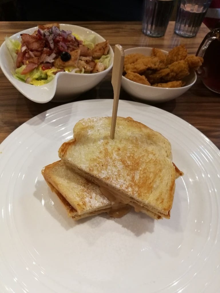 【泰山美食】Oval Meat，泰山美式餐廳，餐點選擇好多