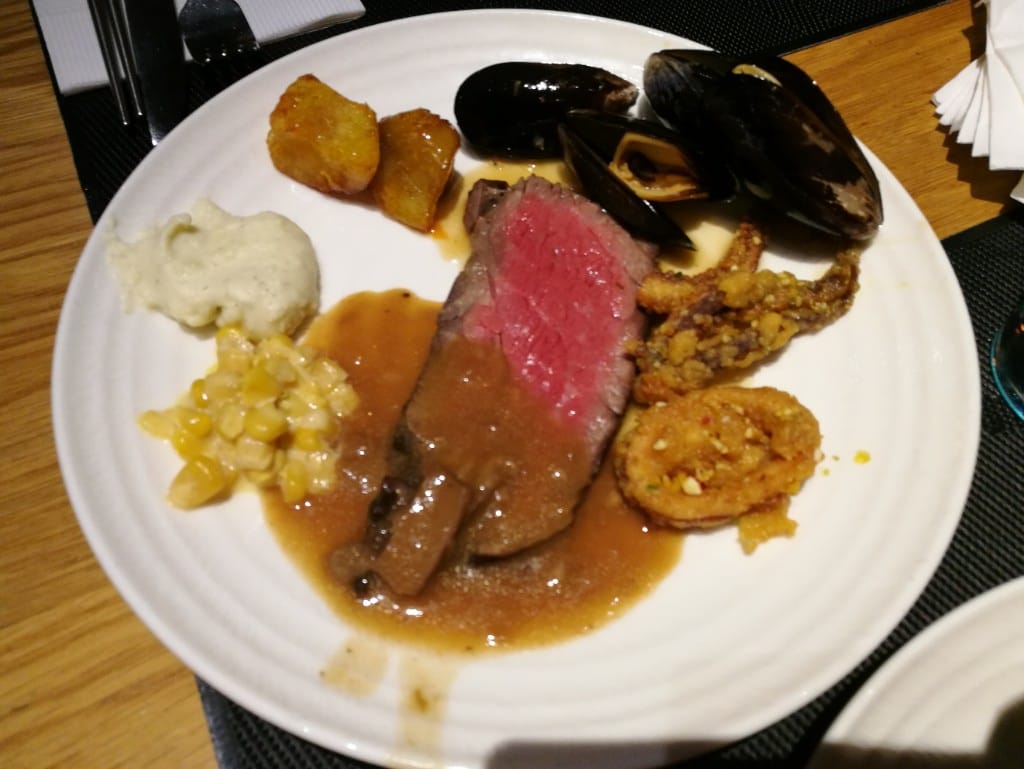 【板橋美食】饗食天堂,菜色豐富多元,食材新鮮美味 - 第17張圖 【板橋美食】饗食天堂,菜色豐富多元,食材新鮮美味