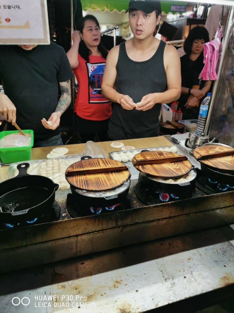 【台北美食】 冠捷黃金酥皮肉圓&饒河街夜市,好好吃的超酥炸肉圓 - 第13張圖 【台北美食】 冠捷黃金酥皮肉圓&饒河街夜市,好好吃的超酥炸肉圓