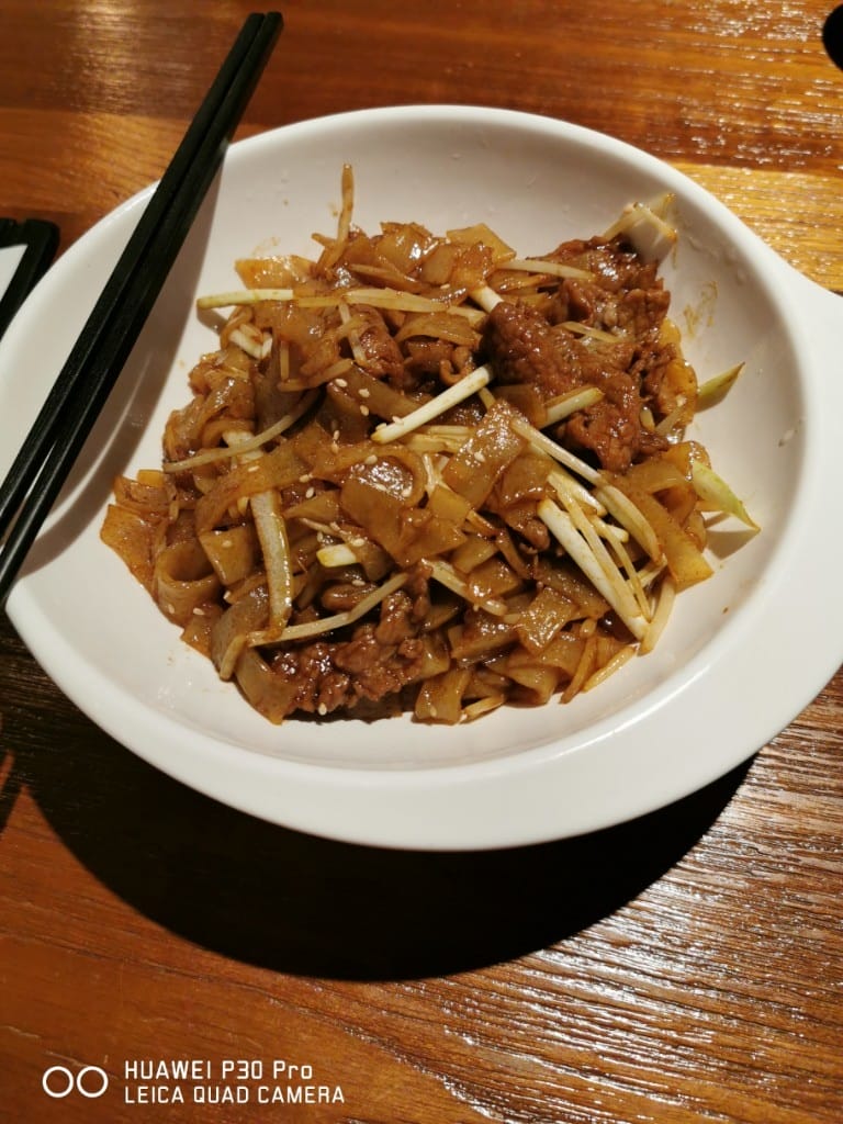 【士林美食】左爺爺的港式茶餐廳，捷運芝山站旁的平價美味茶餐廳