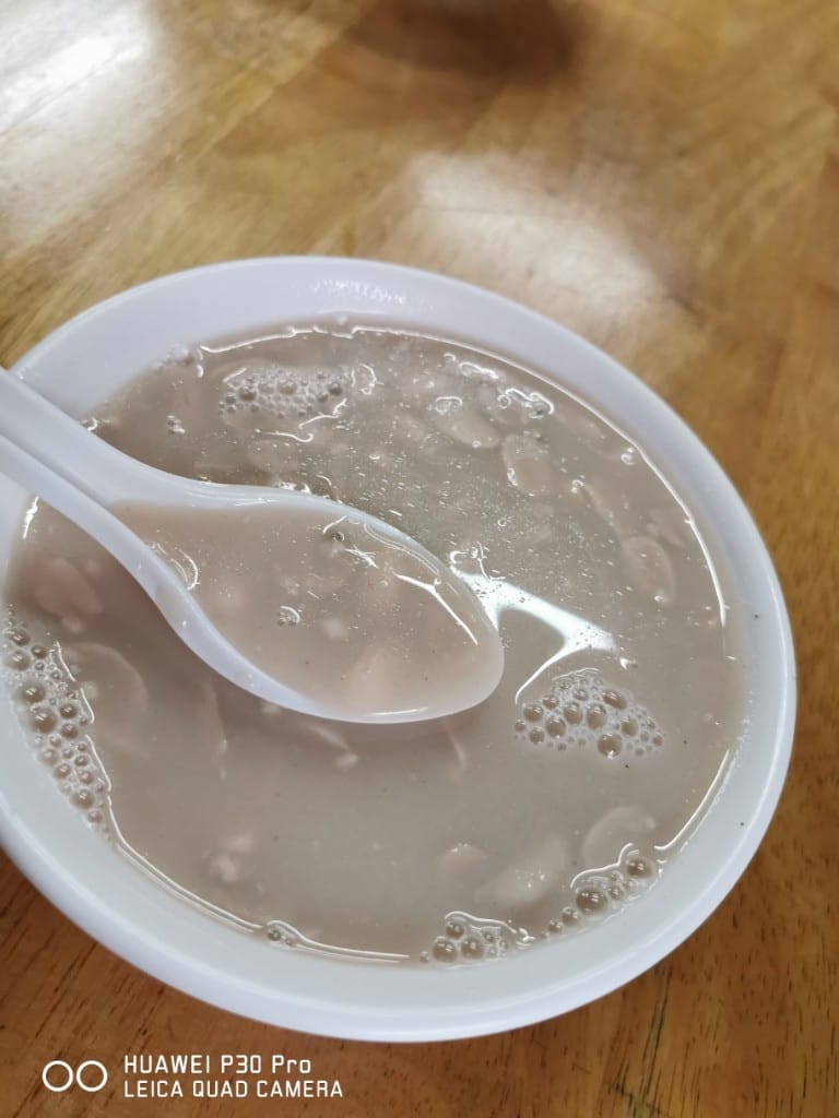 【新莊早餐】熊記燒餅油條專賣店，週休三日，有美味花生湯及燒餅油條的傳統早餐店