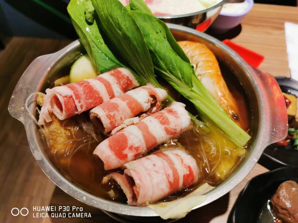 【士林美食】丰明小鍋，用餐環境舒服的小火鍋
